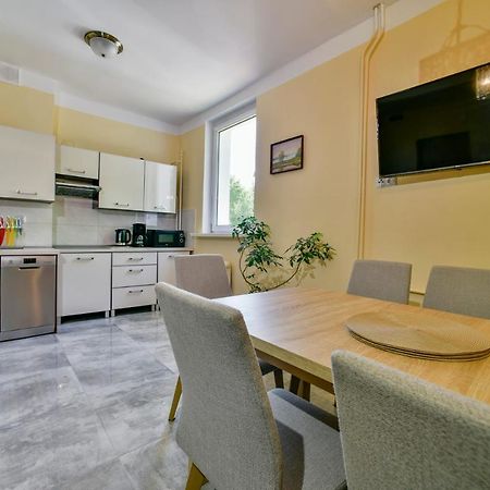 Apartament U Ewy W Kolobrzegu Podczele - 2 Sypialnie 50M2, Wifi I Darmowy Parking! Luaran gambar