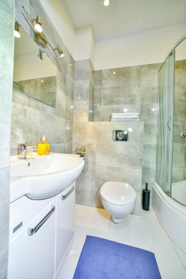 Apartament U Ewy W Kolobrzegu Podczele - 2 Sypialnie 50M2, Wifi I Darmowy Parking! Luaran gambar