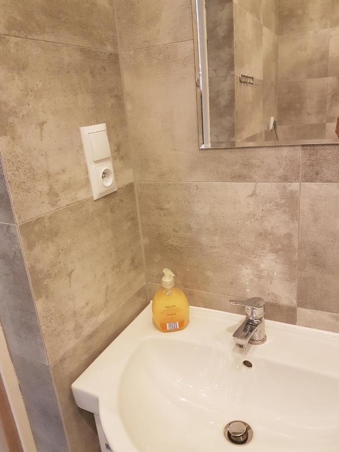 Apartament U Ewy W Kolobrzegu Podczele - 2 Sypialnie 50M2, Wifi I Darmowy Parking! Luaran gambar